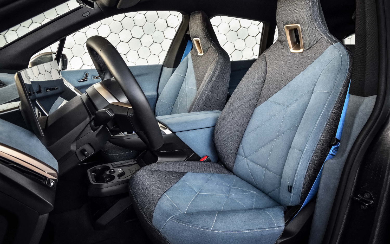 BMW iX xDrive50 2022 | SUV Drive